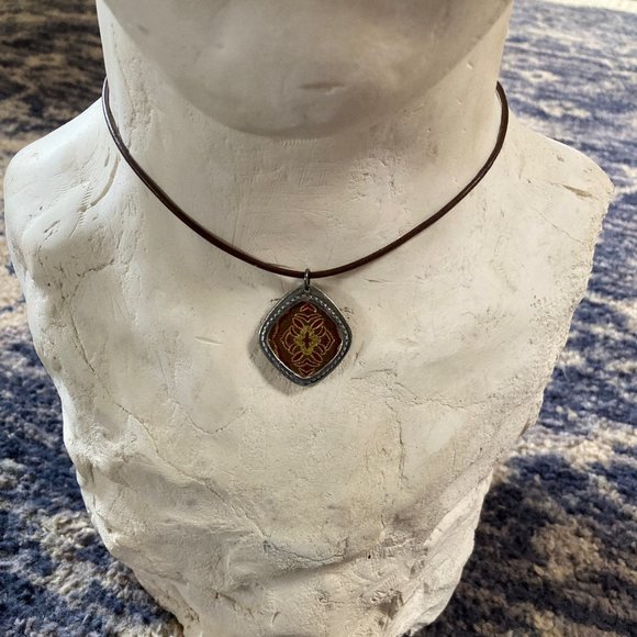 Leather Cord Choker Necklace with Glass Framed Pendant Maroon and Gold Pattern - Picture 2 of 6